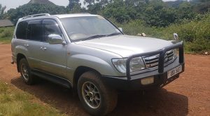 4x4 Land cruiser for road trips in Africa