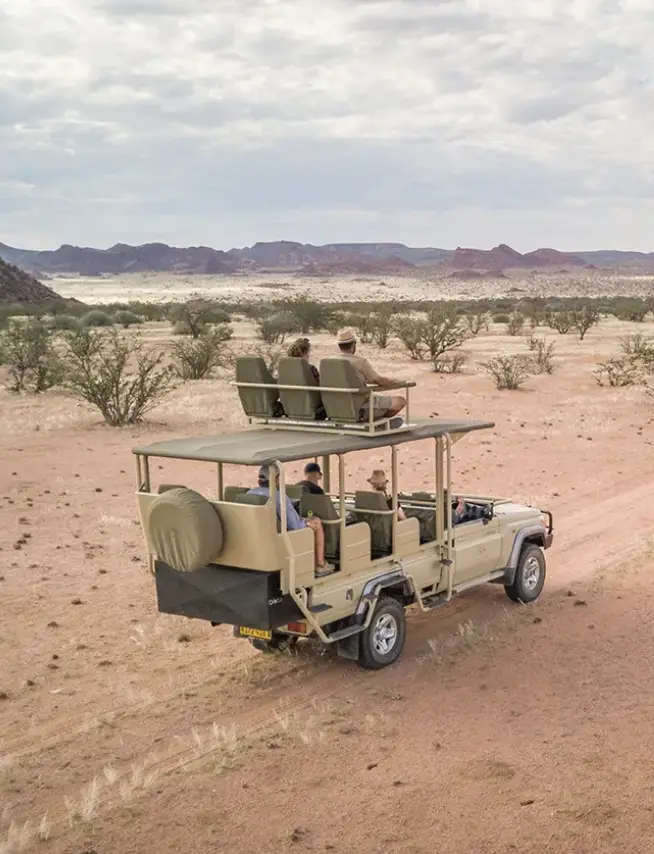 A classic self-drive Namibia itinerary typically starts in Windhoek, where most 4×4 car hire companies are based. From there, travellers head northwest to Damaraland and Twyfelfontein,