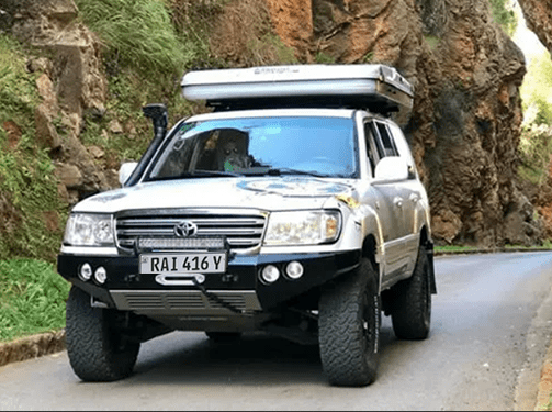 Plan a self-drive rooftop tent safari in Tanzania. Compare 4×4 rental options, top routes (Serengeti, Tarangire, Ngorongoro), and camping tips for an affordable wilderness adventure